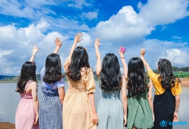 Giải mã giấc mơ thấy bạn học cũ mang lại số đề tài lộc