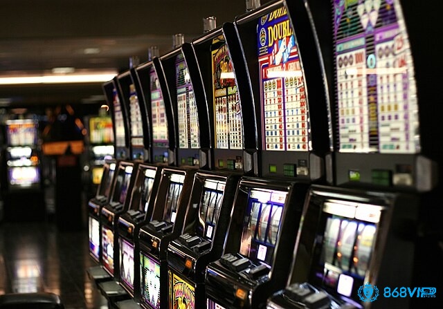 Hướng dẫn chơi slot machine tại casino - Tiến hành đặt cược