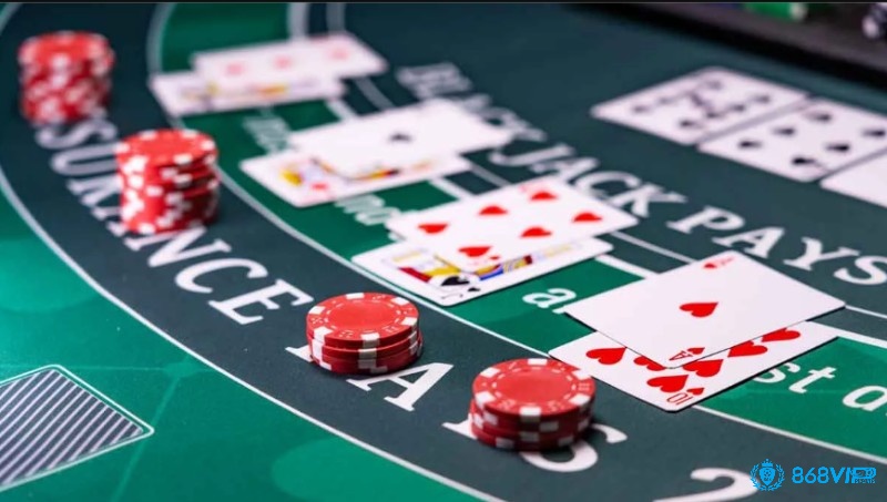 Bluff đúng lúc – Khi bạn không cần bài mạnh để giành chiến thắng