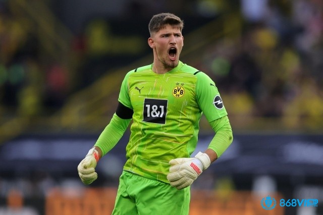 Phản xạ cực nhanh, chỉ số PSxG ấn tượng – Kobel đang khẳng định tên tuổi ở Bundesliga