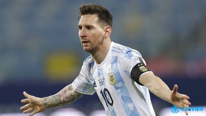 Lionel Messi là vận động viên có mức lương cao nhất thế giới từ hợp đòng câu lạc bộ và các hợp đồng quảng cáo