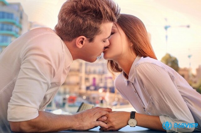 Mơ hôn người yêu cũ chứng tỏ bạn sẽ hạnh phúc trong tình yêu
