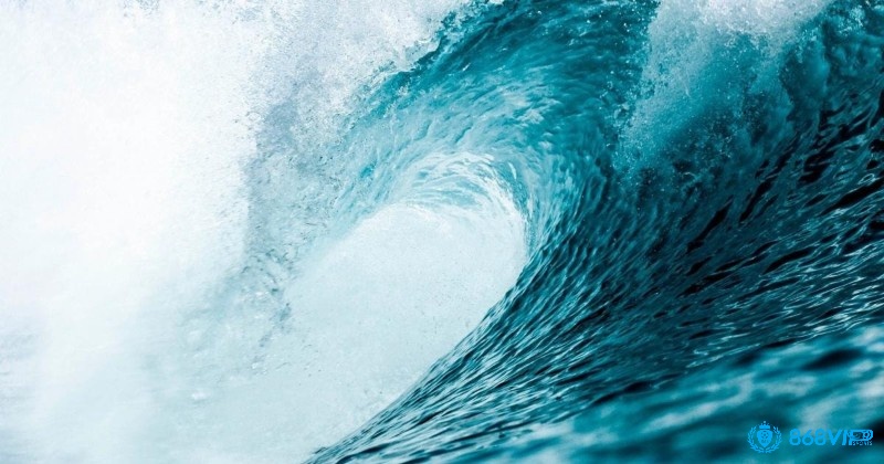 Mơ thấy sóng biển thể hiện cho những áp lực trong cuộc sống của bạn